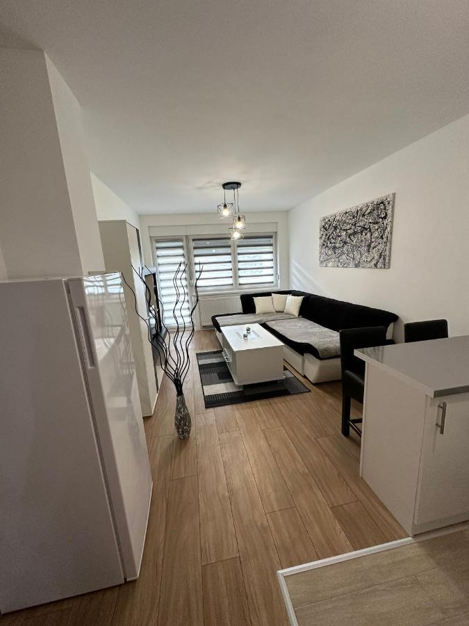Stan Na Dan Mici Apartment Brcko Ngoại thất bức ảnh