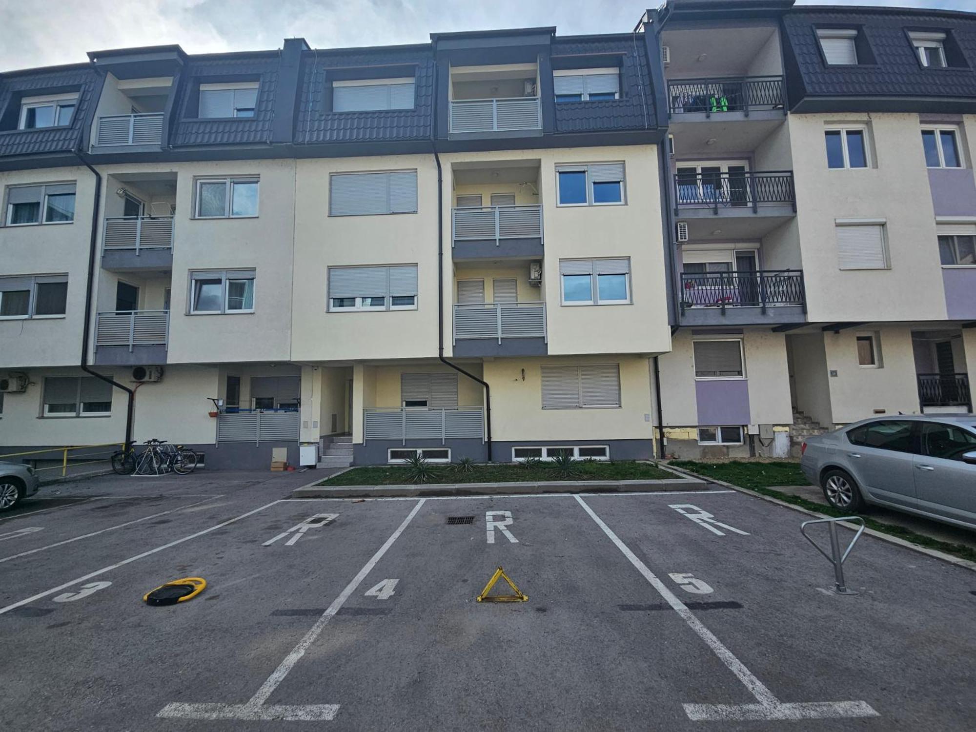 Stan Na Dan Mici Apartment Brcko Ngoại thất bức ảnh
